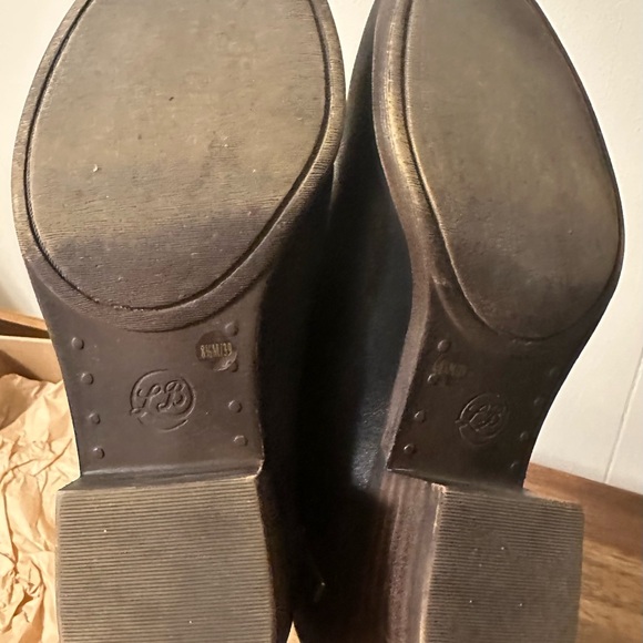 Women’s Lucky Brand Boots/ Size 8 1/2 - Picture 2 of 3